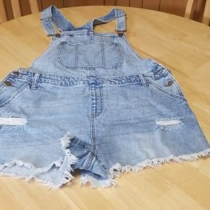 Adorable ladies overall shorts